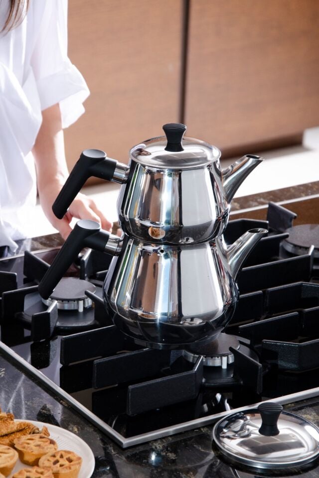 Gina Medium Paslanmaz Çelik Çaydanlık